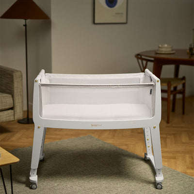 Snuz SnuzPod Studio Bedside Crib Luxury Bundle Paris- White