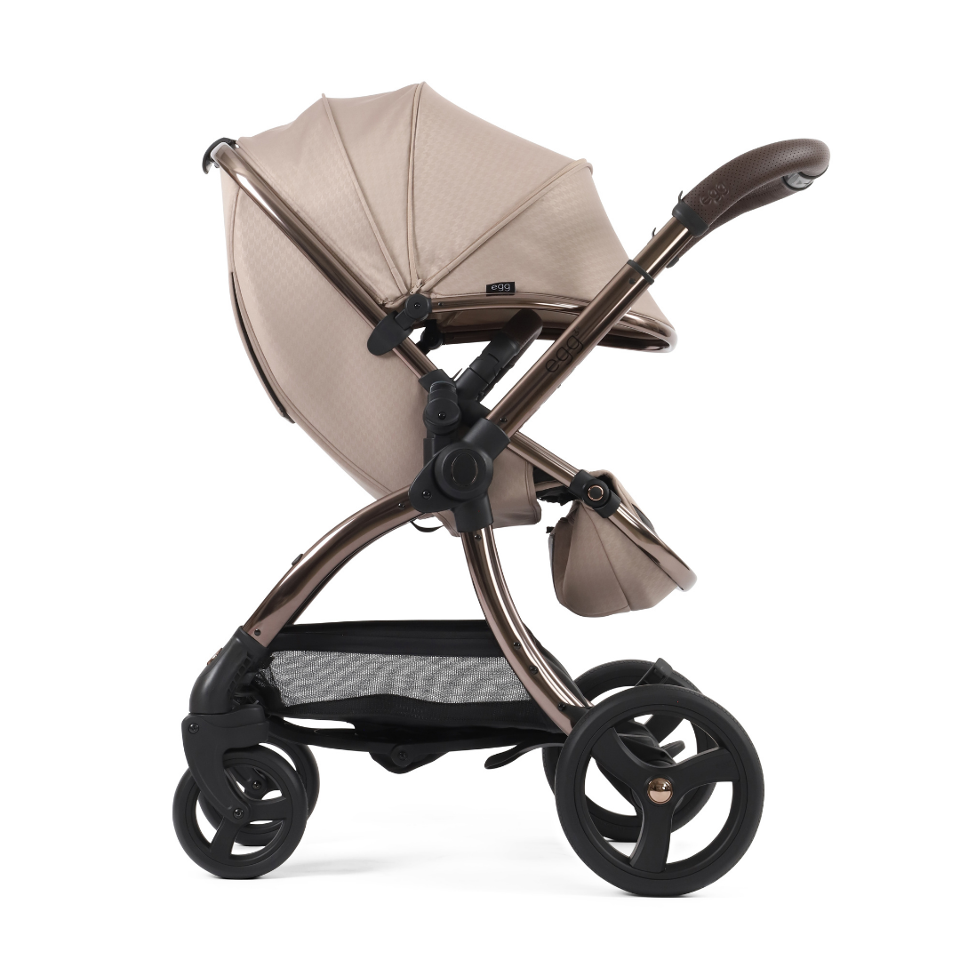 Egg3, Cybex Cloud T + Base T Travel System- Houndstooth Almond