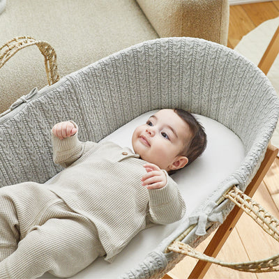The Little Green Sheep Natural Knitted Moses Basket, Mattress & Stand- Dove