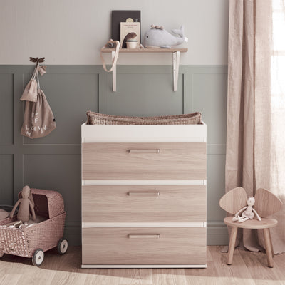 Silver Cross Finchley Cot Bed + Dresser- Oak